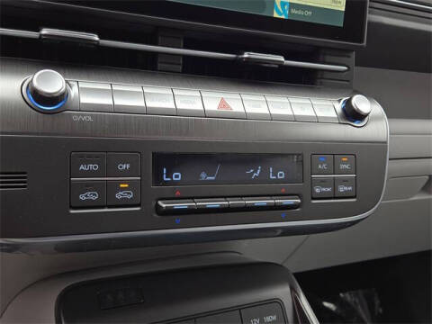 2025 Hyundai Kona SEL Convenience