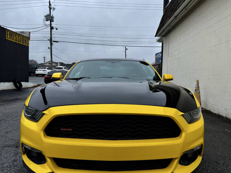 2017 Ford Mustang EcoBoost Premium