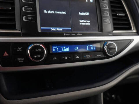 2017 Toyota Highlander LE Plus