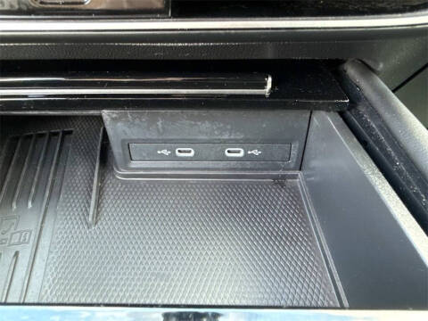 2025 Volkswagen Atlas Cross Sport SE 4Motion