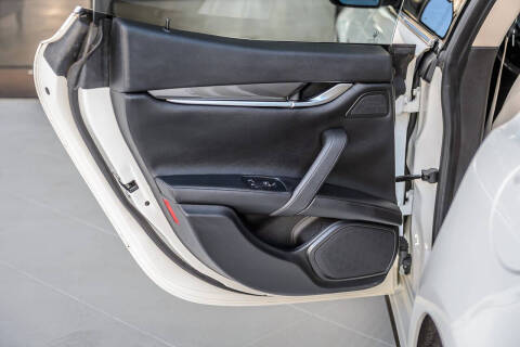 2018 Maserati Ghibli
