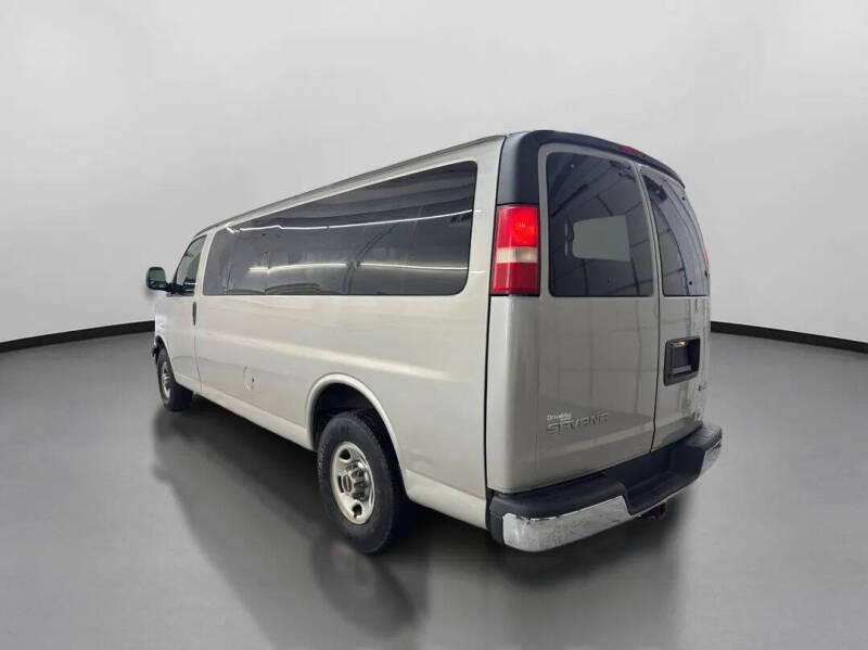2008 GMC Savana LS 3500