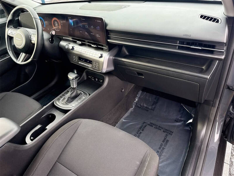 2025 Hyundai Kona SEL