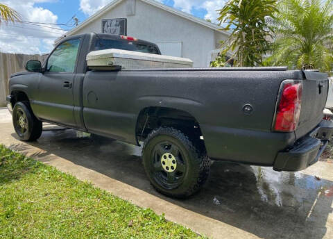 2004 Chevrolet Silverado 1500 Classic