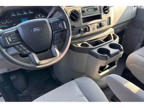 2025 Ford E-Series