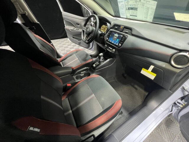 2025 Nissan Versa SR