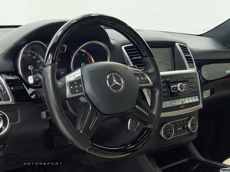 2014 Mercedes-Benz GL-Class GL 550 4MATIC