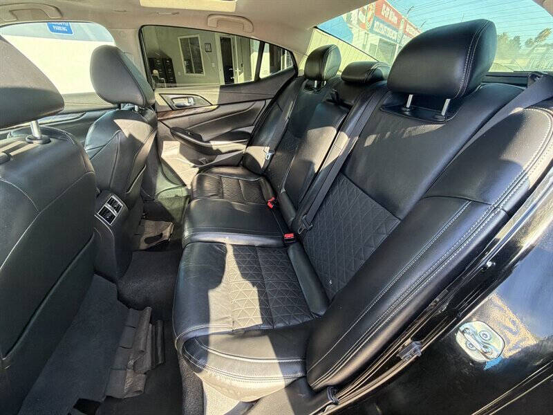 2017 Nissan Maxima Platinum