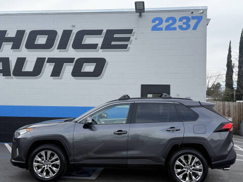 2020 Toyota RAV4 XLE Premium