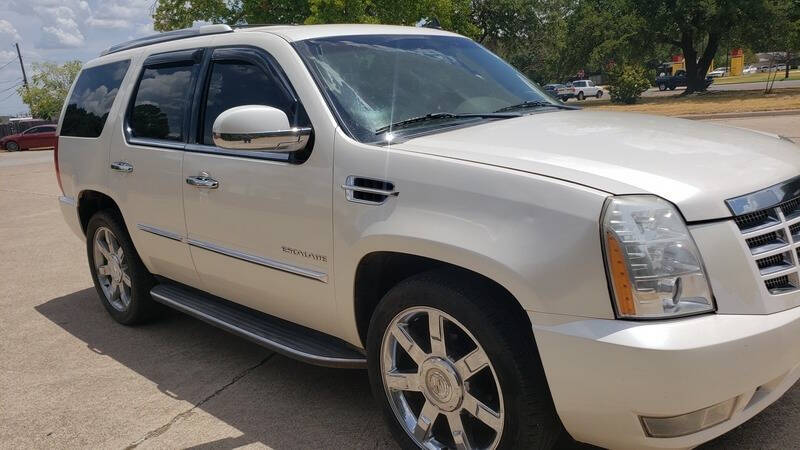 2010 Cadillac Escalade Luxury