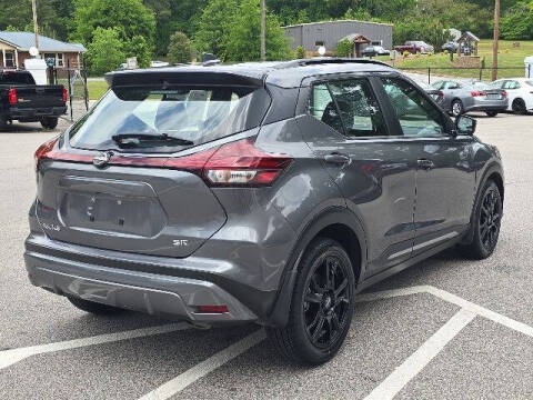 2024 Nissan Kicks SR