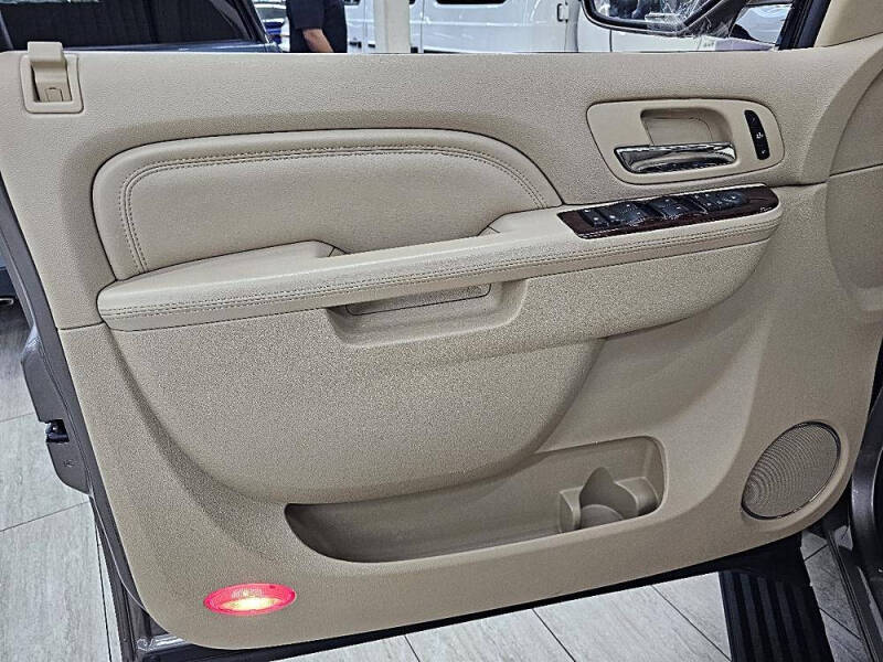 2013 Cadillac Escalade Luxury