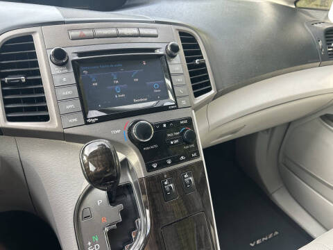 2015 Toyota Venza XLE