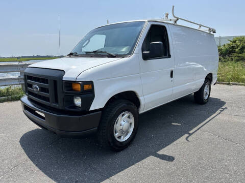 2014 Ford E-Series E-250