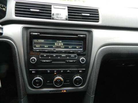 2012 Volkswagen Passat S PZEV