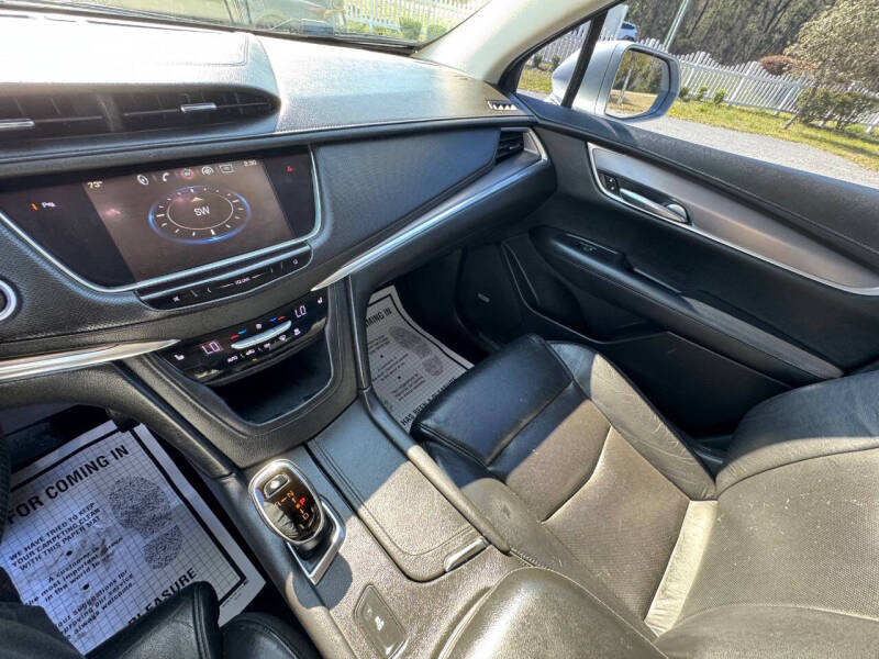 2017 Cadillac XT5 Luxury