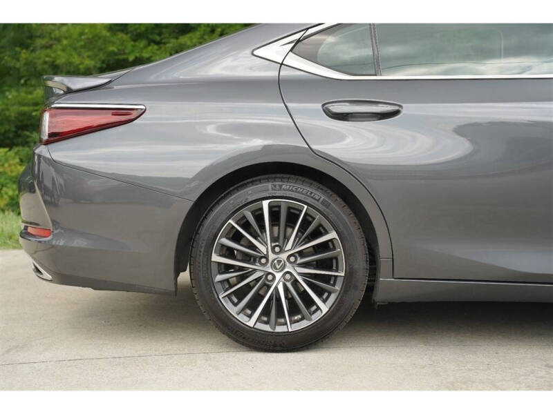 2022 Lexus ES 350