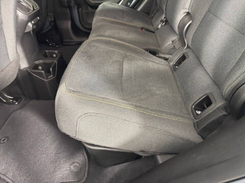 2024 Jeep Gladiator NightHawk