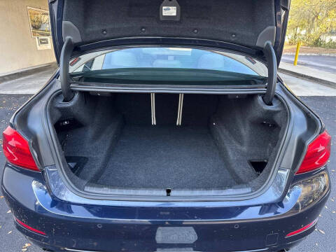 2017 BMW 5 Series 530i