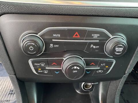 2020 Dodge Charger SXT