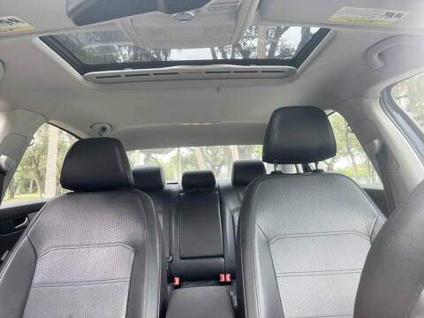 2012 Volkswagen Passat SE PZEV