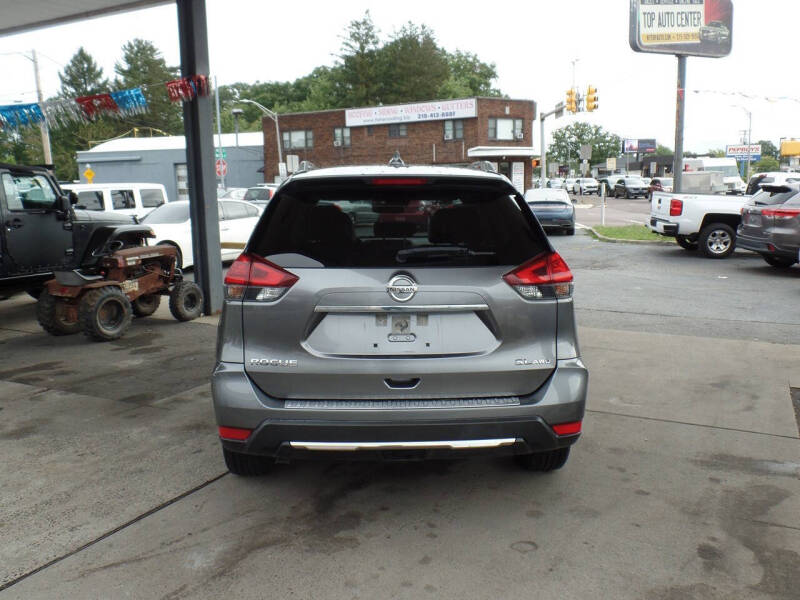 2017 Nissan Rogue SL