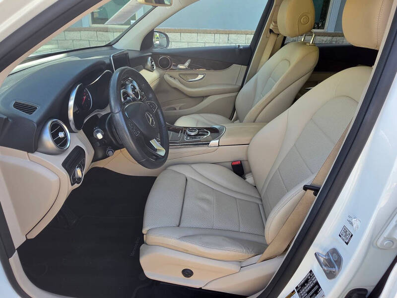 2018 Mercedes-Benz GLC GLC 300