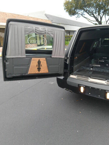 2011 Cadillac DTS Pro Coachbuilder Limo