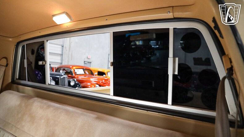1987 Chevrolet R/V 10 Series