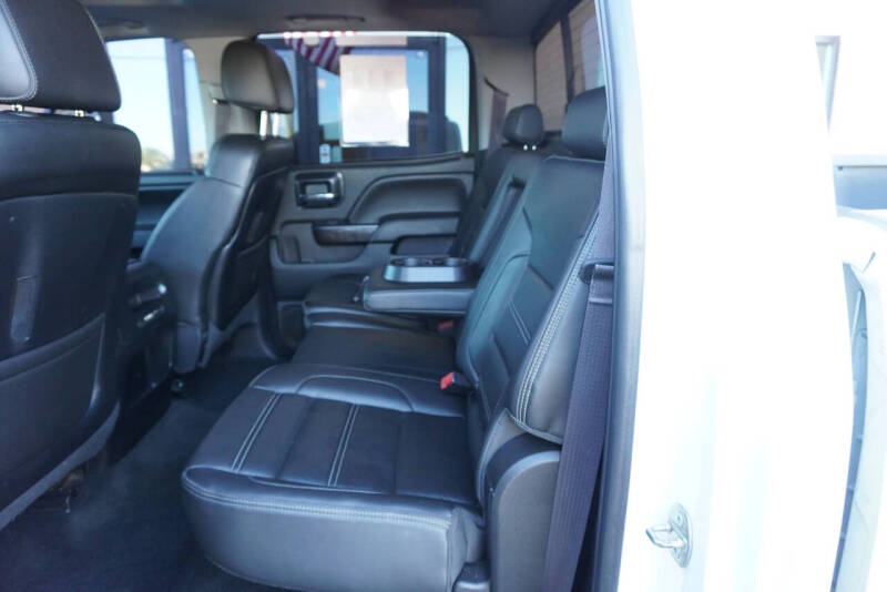 2015 GMC Sierra 2500HD Denali