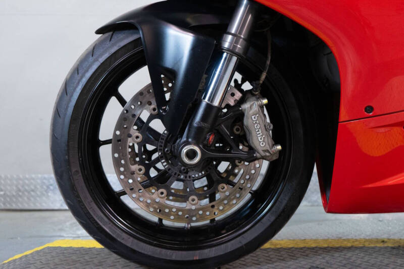 2023 Ducati Panigale V2