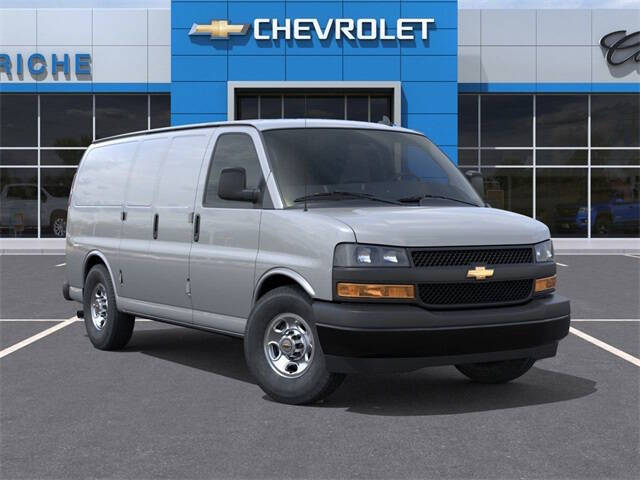 2025 Chevrolet Express 2500