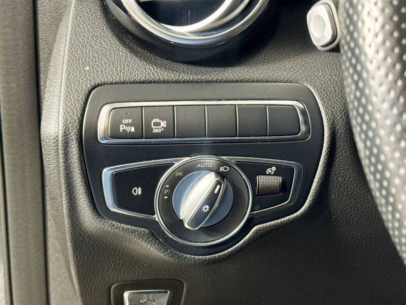 2018 Mercedes-Benz GLC GLC 300 4MATIC