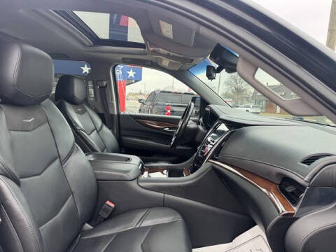 2019 Cadillac Escalade ESV Luxury