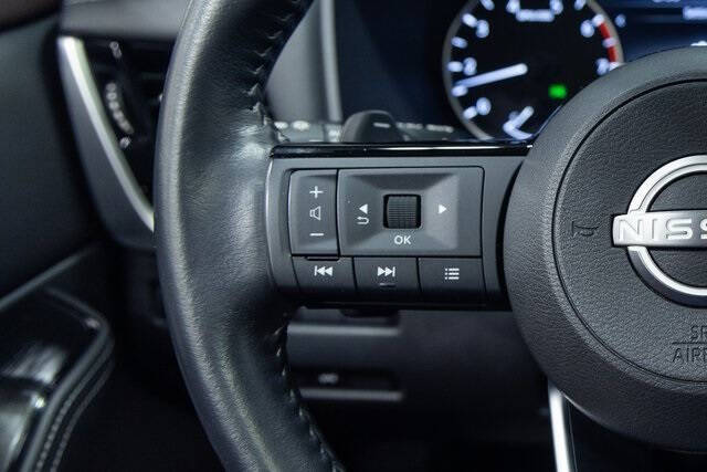 2022 Nissan Rogue SL