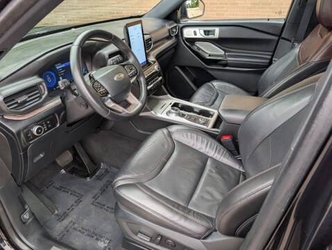 2023 Ford Explorer Platinum