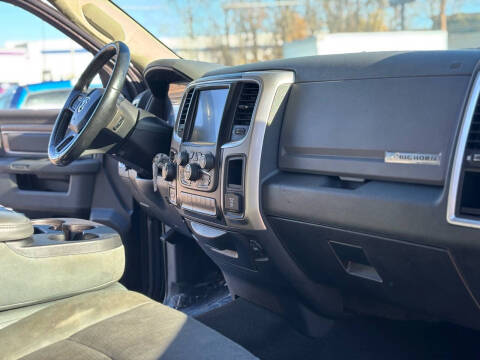 2017 RAM 1500 Big Horn