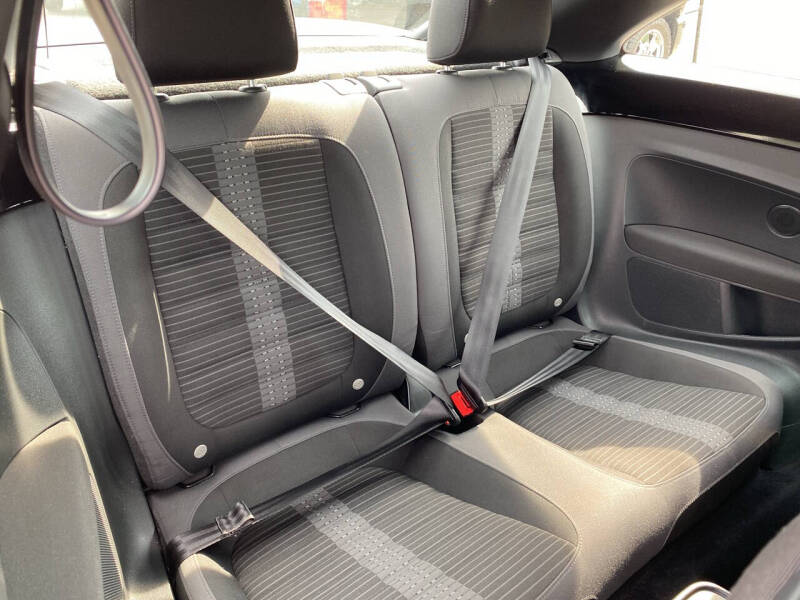 2014 Volkswagen Beetle R-Line