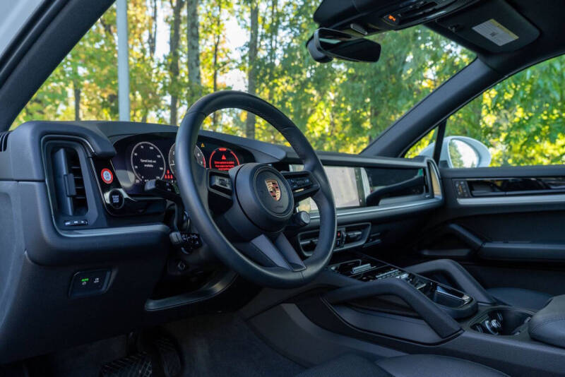 2025 Porsche Cayenne
