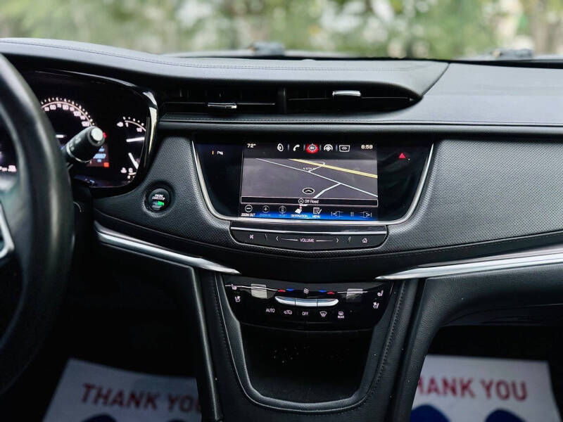 2017 Cadillac XT5 Premium Luxury