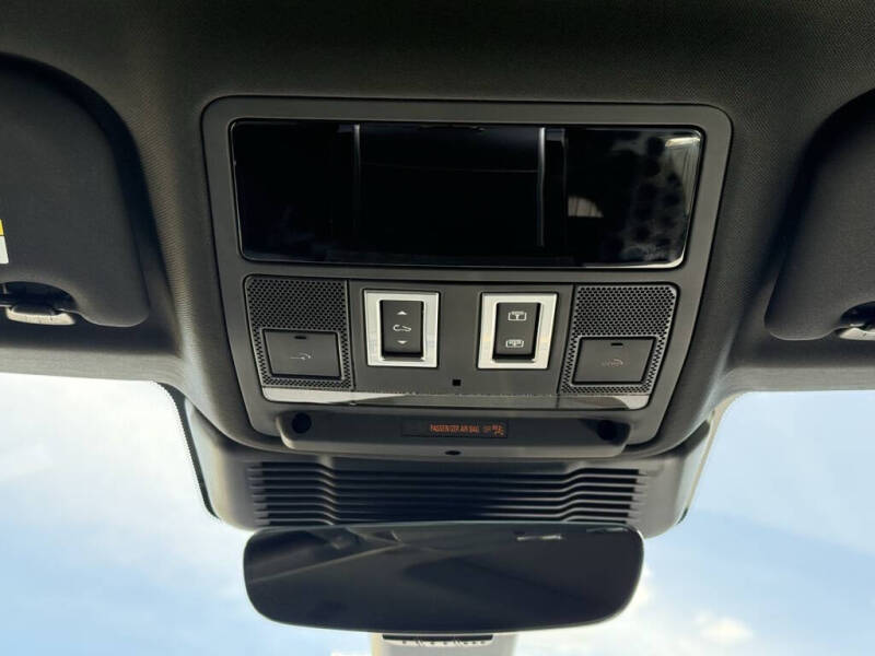 2026 Land Rover Range Rover Evoque P250 Dynamic SE