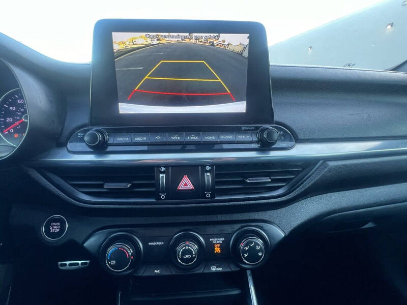 2020 Kia Forte GT Line