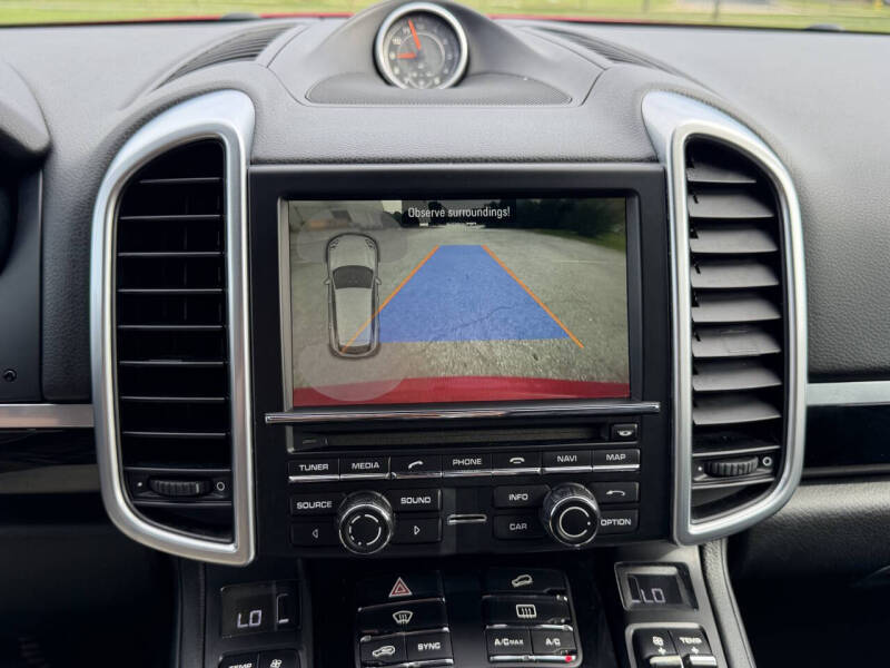 2016 Porsche Cayenne