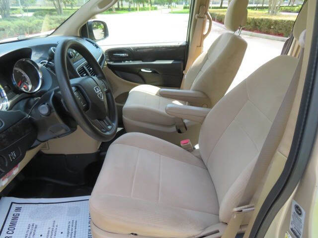2013 Dodge Grand Caravan SE