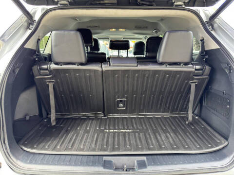 2021 Toyota Highlander XLE