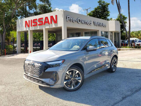 2025 Audi Q4 e-tron quattro Premium 55