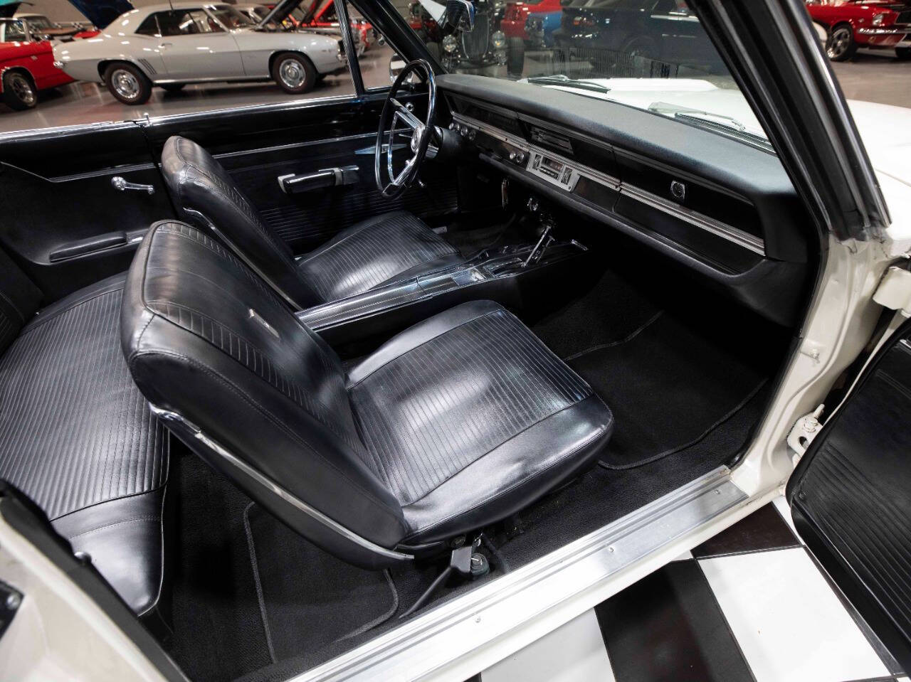 1967 Dodge Dart 109