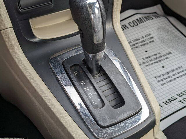 2013 Ford Fiesta SE