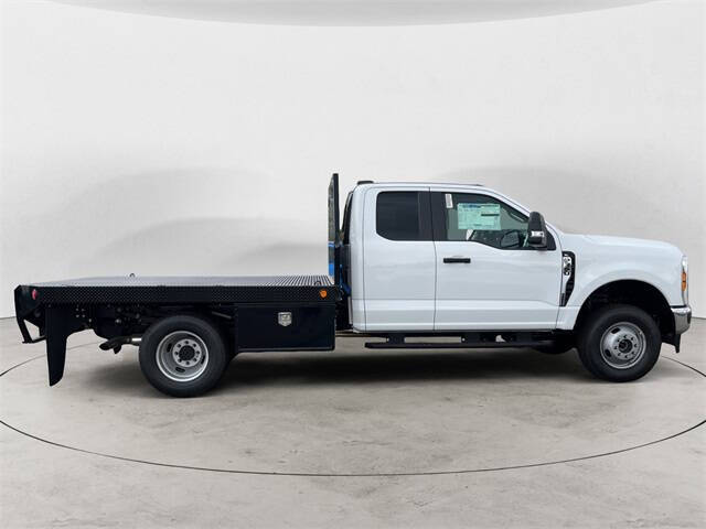 2025 Ford F-350 Super Duty XL