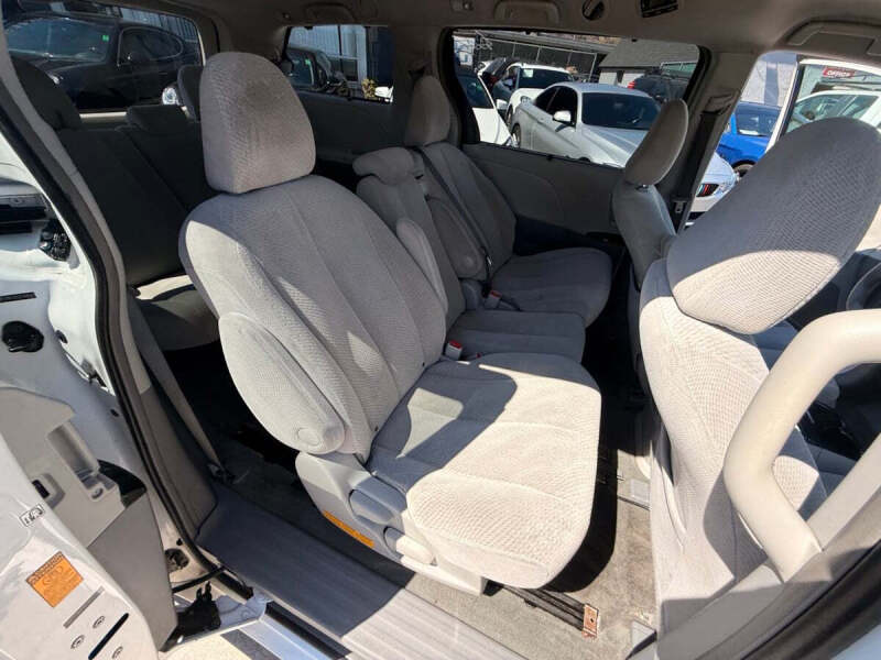 2014 Toyota Sienna